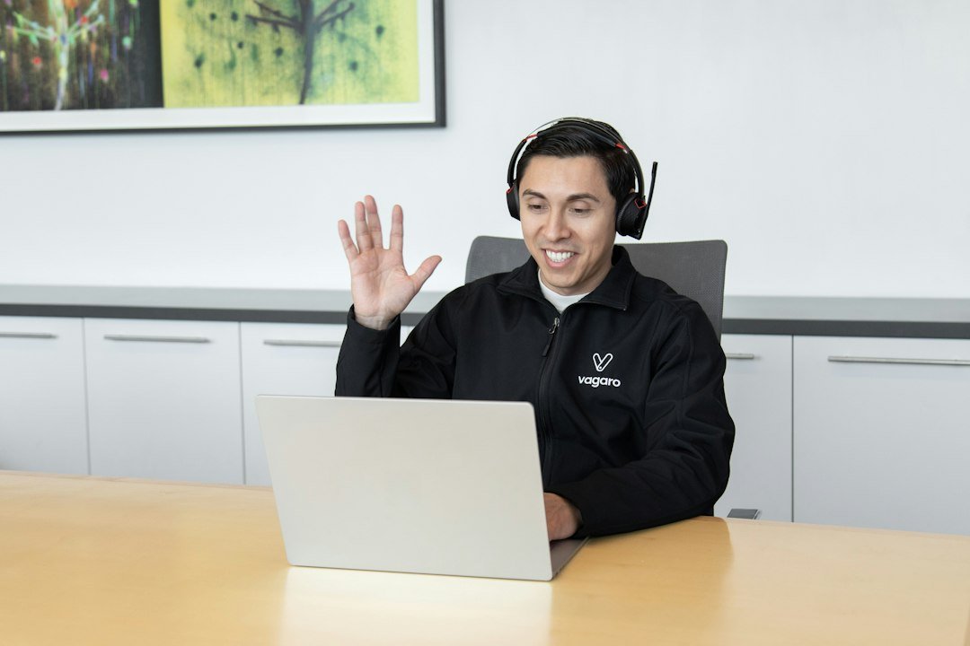 customer service representative handling an AI-assisted support interaction